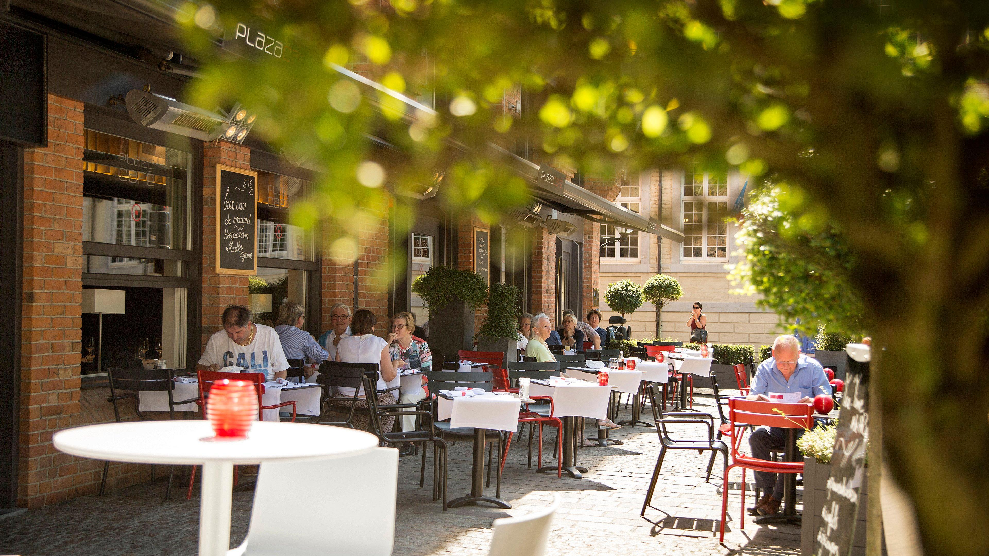 Crowne Plaza Hotel Brugge By Ihg Exterior photo