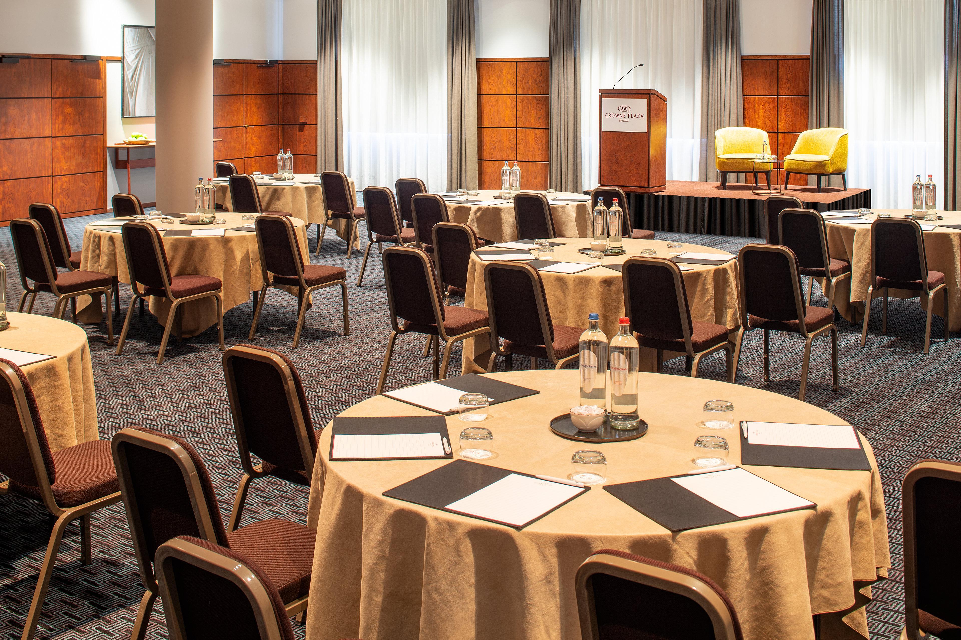 Crowne Plaza Hotel Brugge By Ihg Exterior photo