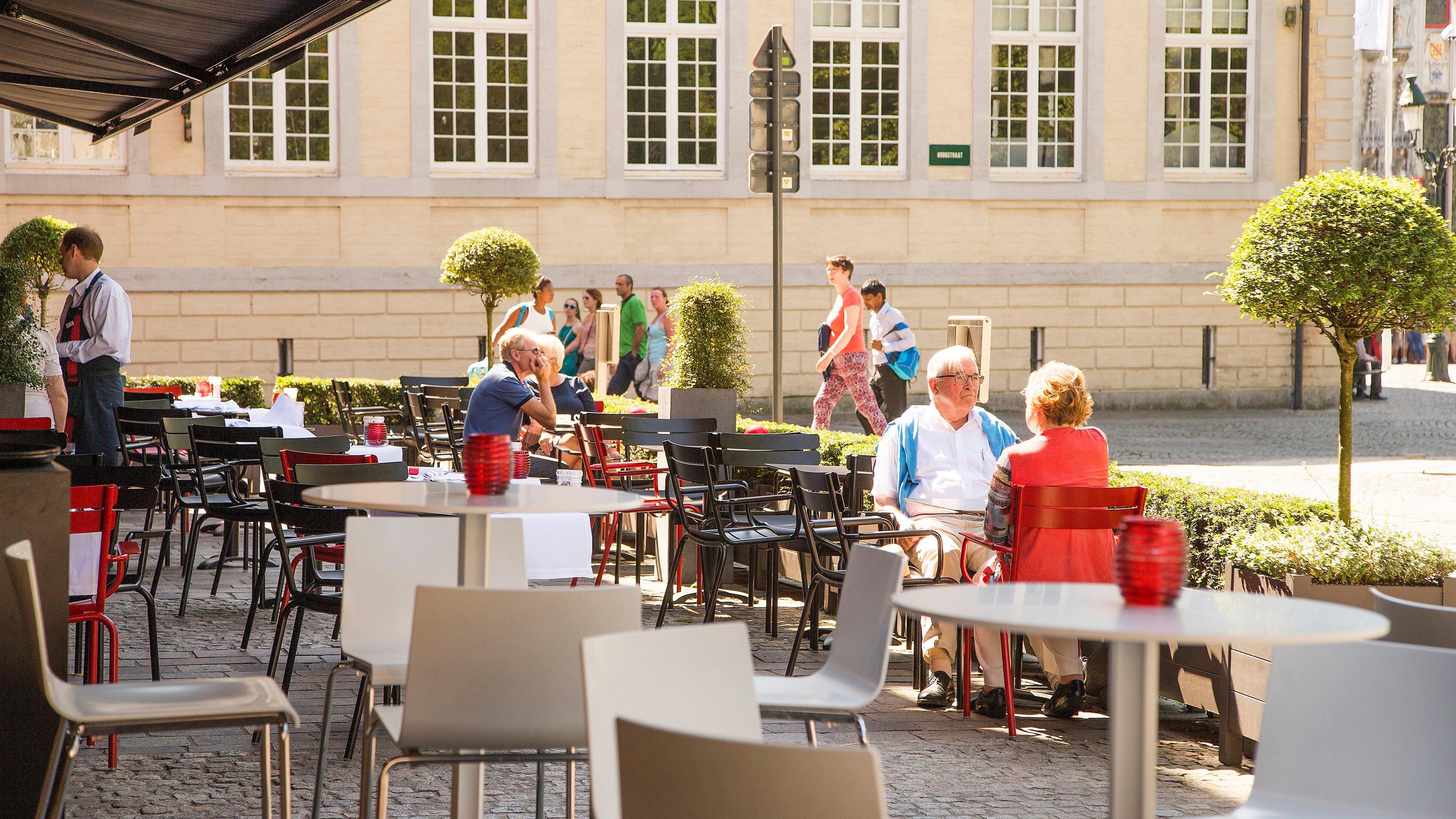 Crowne Plaza Hotel Brugge By Ihg Exterior photo