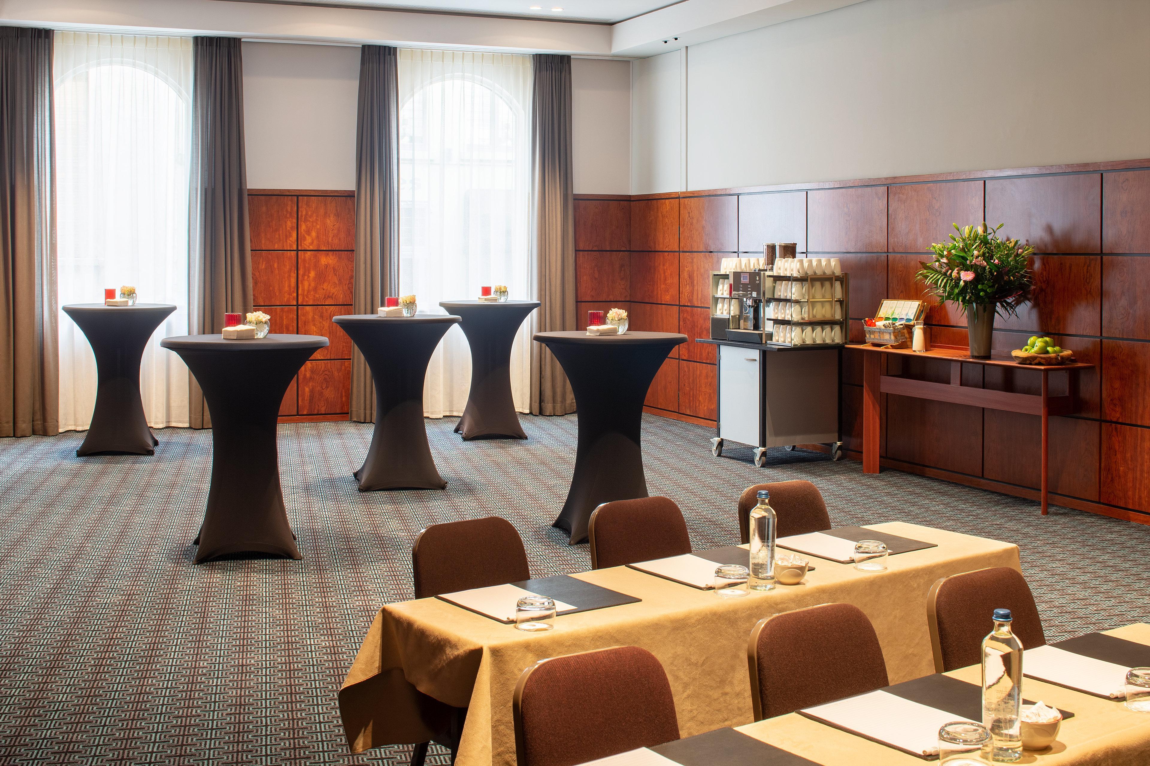 Crowne Plaza Hotel Brugge By Ihg Exterior photo