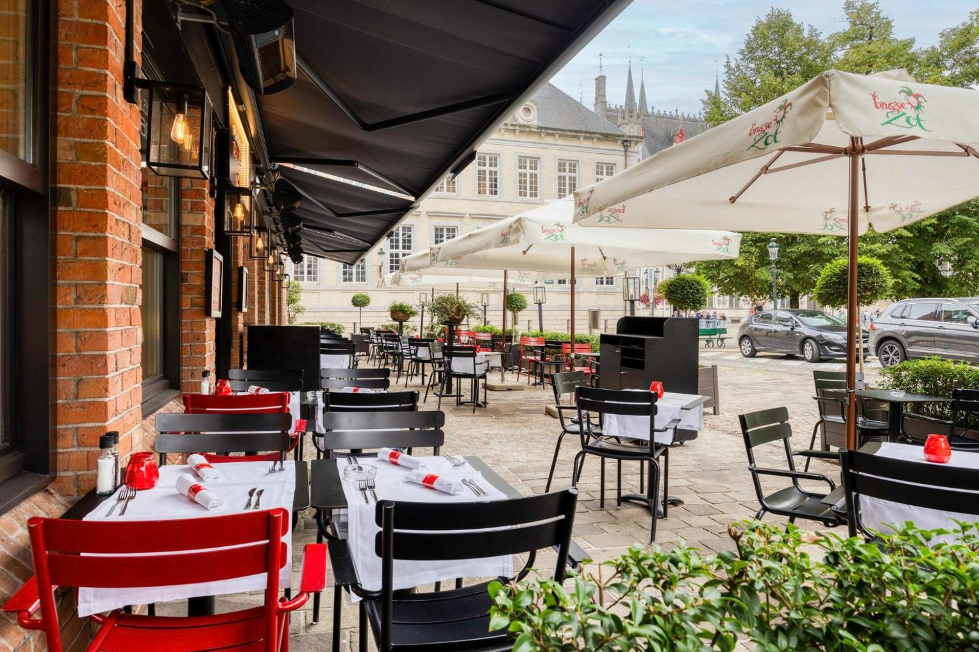Crowne Plaza Hotel Brugge By Ihg Exterior photo